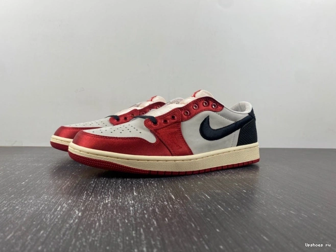 1 Low OG Trophy Retro Away Jordan Room 1210